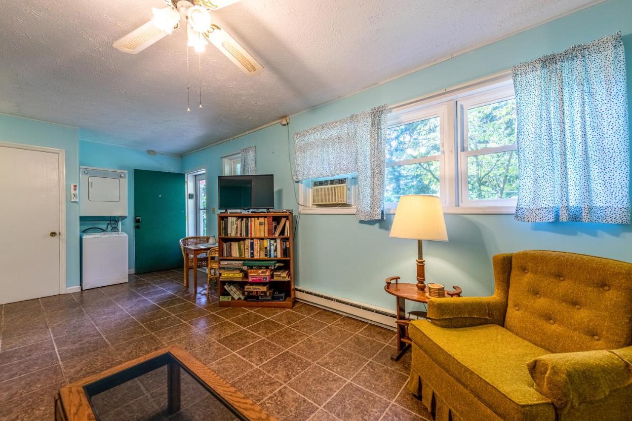 Hood Lower Lake Junaluska Bagian luar foto